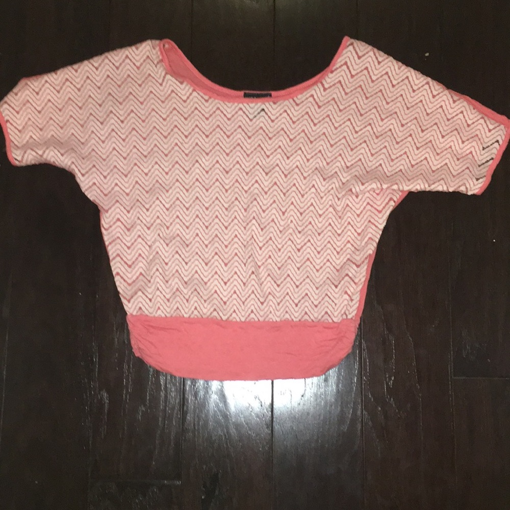 Pink and white flowy top